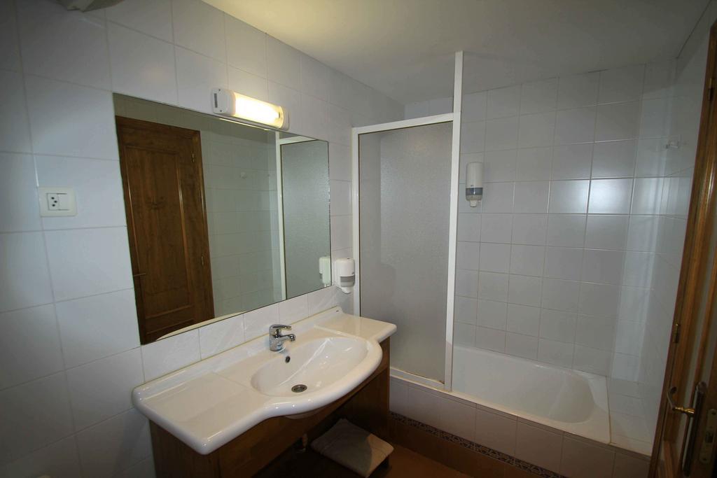 Hotel, Bungalows Y Camping Víu Pokój zdjęcie