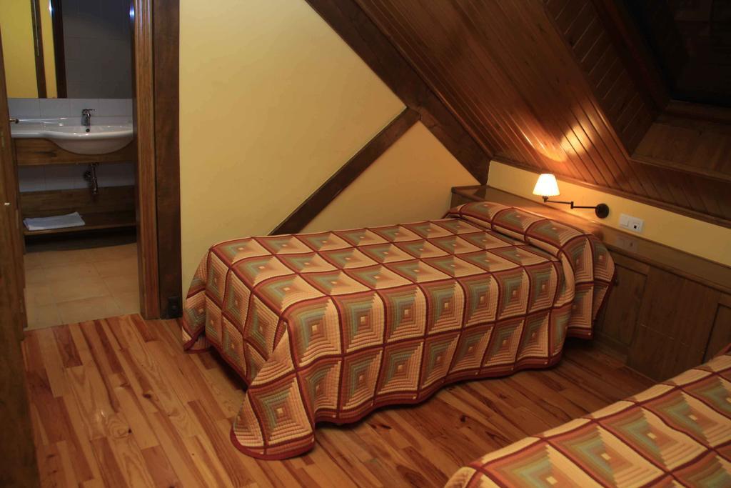 Hotel, Bungalows Y Camping Víu Pokój zdjęcie