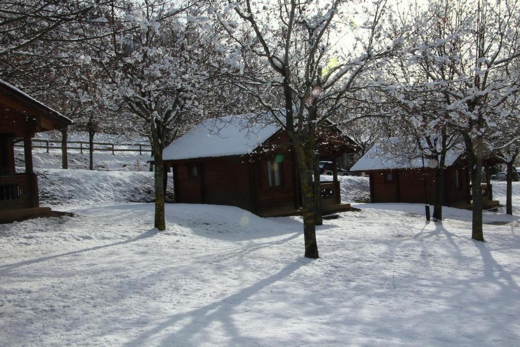 Hotel, Bungalows Y Camping Víu Zewnętrze zdjęcie