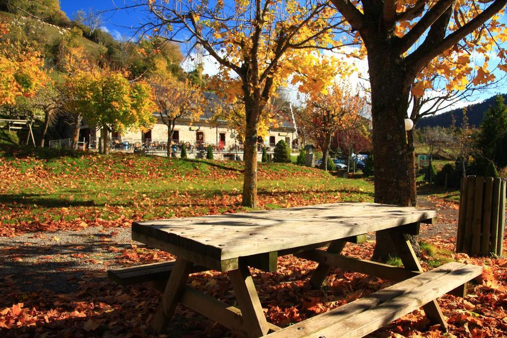 Hotel, Bungalows Y Camping Víu Zewnętrze zdjęcie